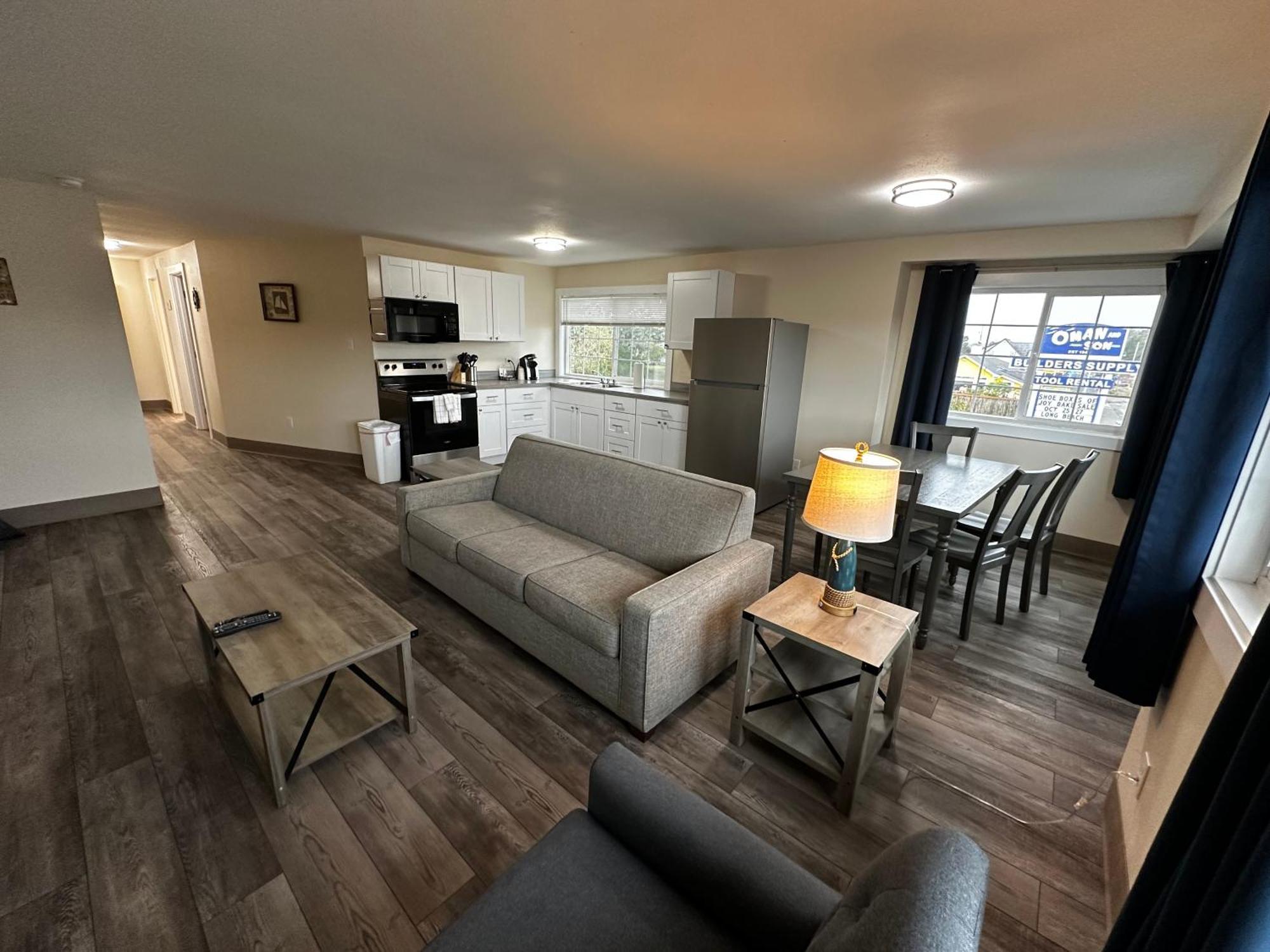 לונג ביץ' Coastal Inn And Suites מראה חיצוני תמונה